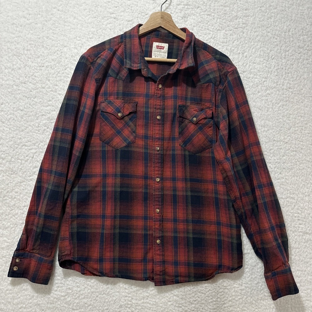 Levi's Strauss & Co. Men's Red Plaid Flannel Button Up Long Sleeve Shirt Size L